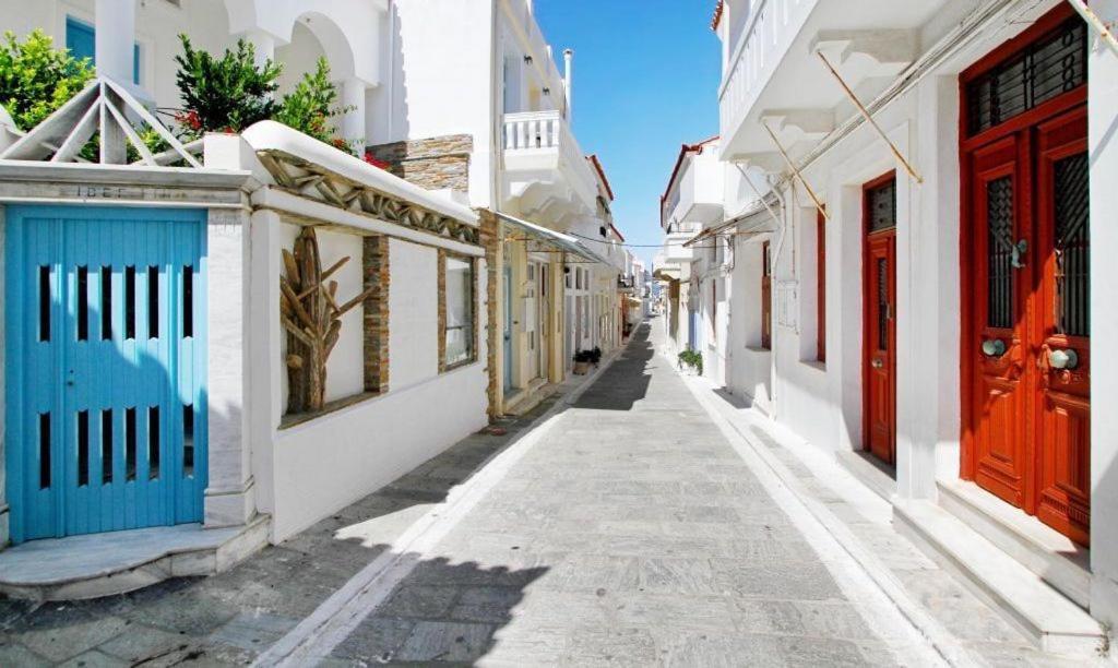Stylish, Cozy 2-Bdr Flat In Andros Town By Explore Andros Kültér fotó