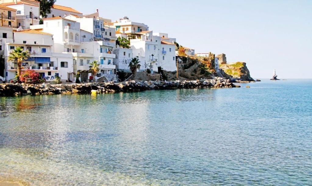 Stylish, Cozy 2-Bdr Flat In Andros Town By Explore Andros Kültér fotó